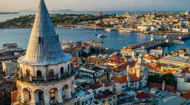 Папа Римский призвал Турцию стать «стабилизирующим фактором» для справедливого и прочного мира