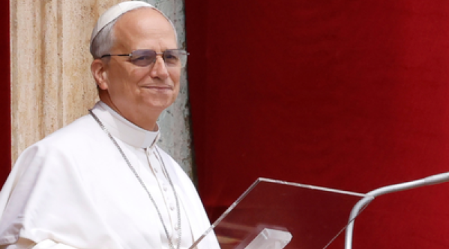 Первый зарубежный визит папы Леона XIV: встреча с Эрдоганом в Анкаре