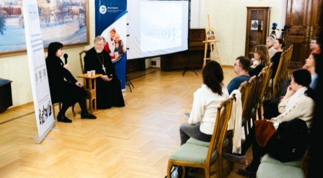Как спасают трудных подростков: в Москве прошла встреча Школы социального служения