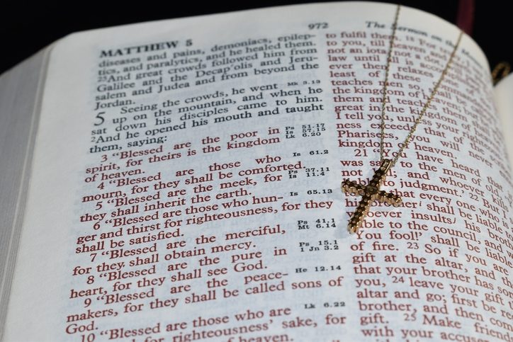 Христианский взгляд на падение Эндрю Маунтбеттена-Винзора: как реагировать на публичный позор