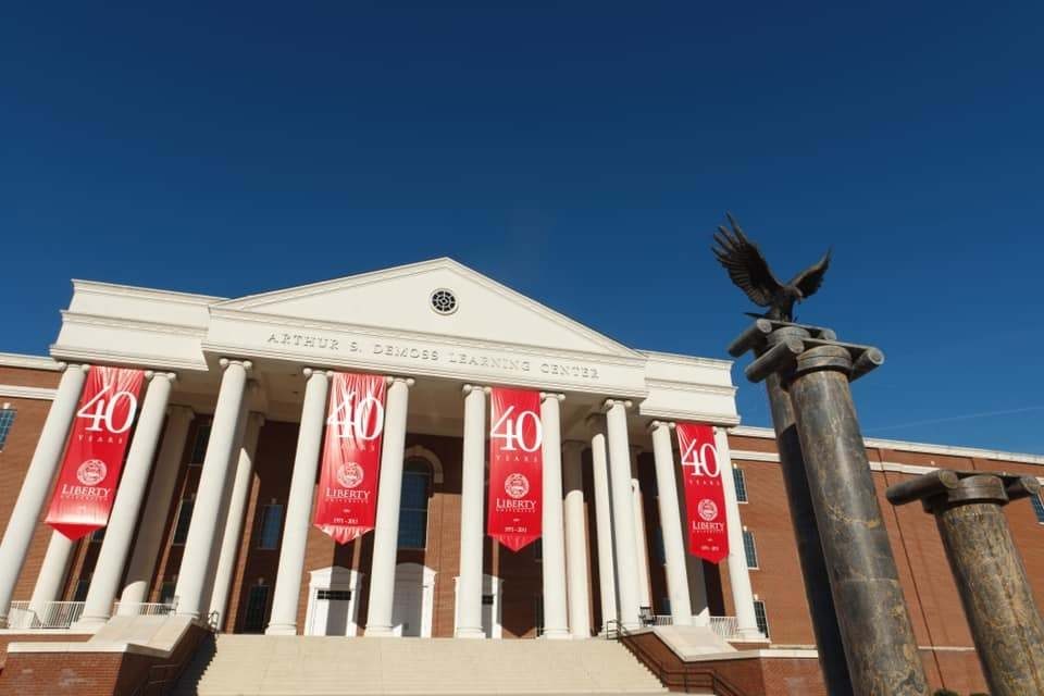 Американский христианский университет Liberty выходит в Европу в ответ на рост секуляризма