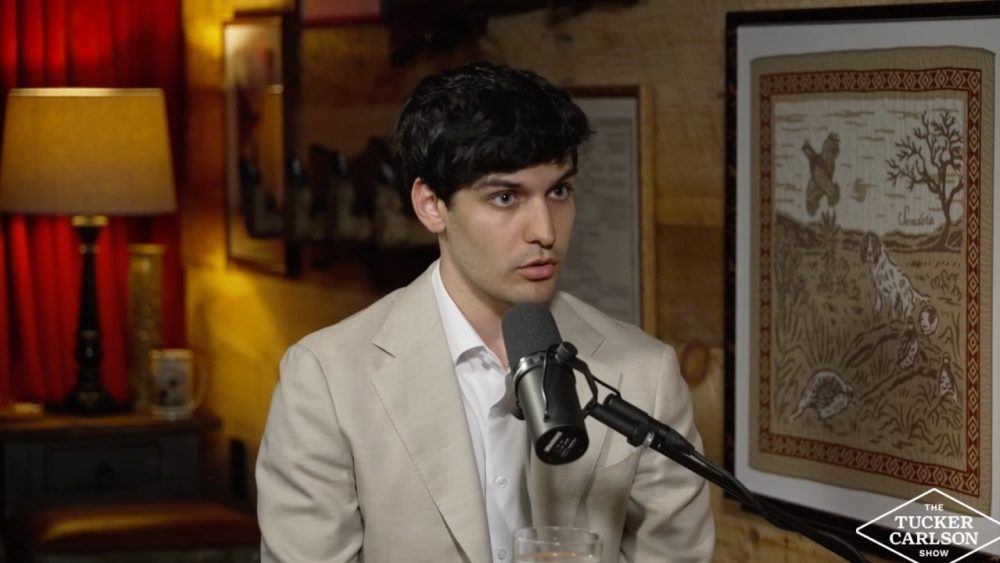 Сын Никки Хейли из поколения Z рассказал о сверхъестественном обращении в христианство и предупредил об опасности массовой иммиграции