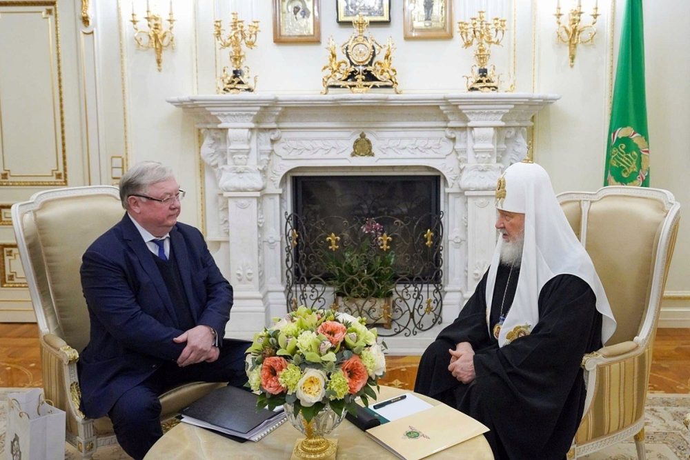 Патриарх Кирилл провел рабочую встречу с главой ИППО Сергеем Степашиным в Даниловом монастыре