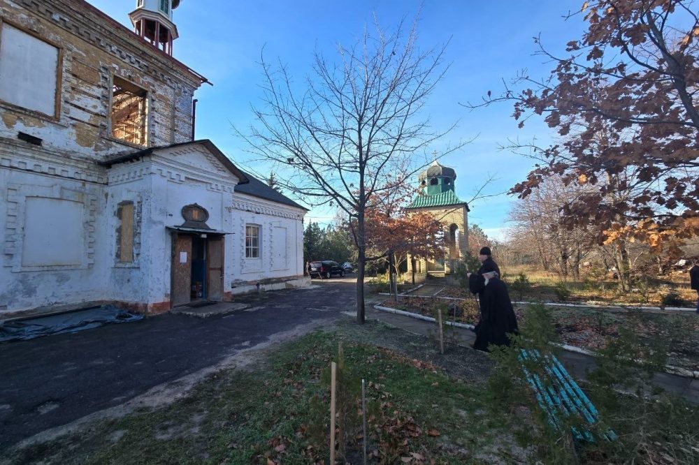 Митрополит Владимир посетил разрушенные войной храмы Донецка: как выживают приходы на линии фронта