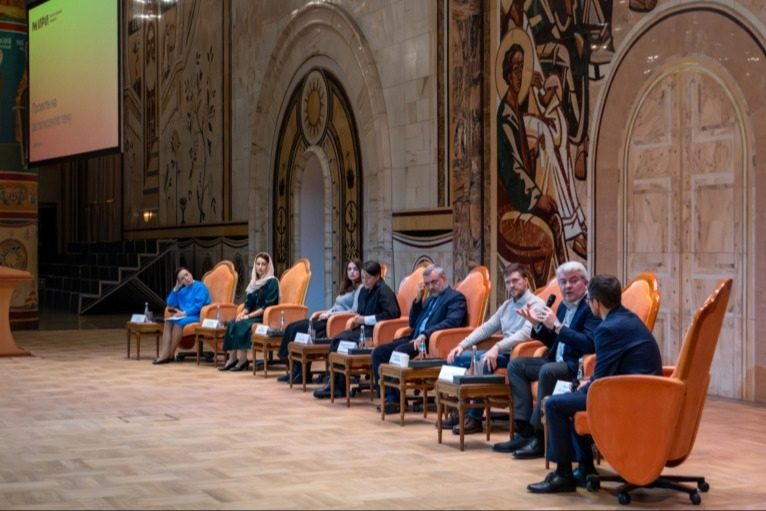 Медиаэксперты и блогеры на церковном съезде раскрыли секреты продвижения милосердия в соцсетях