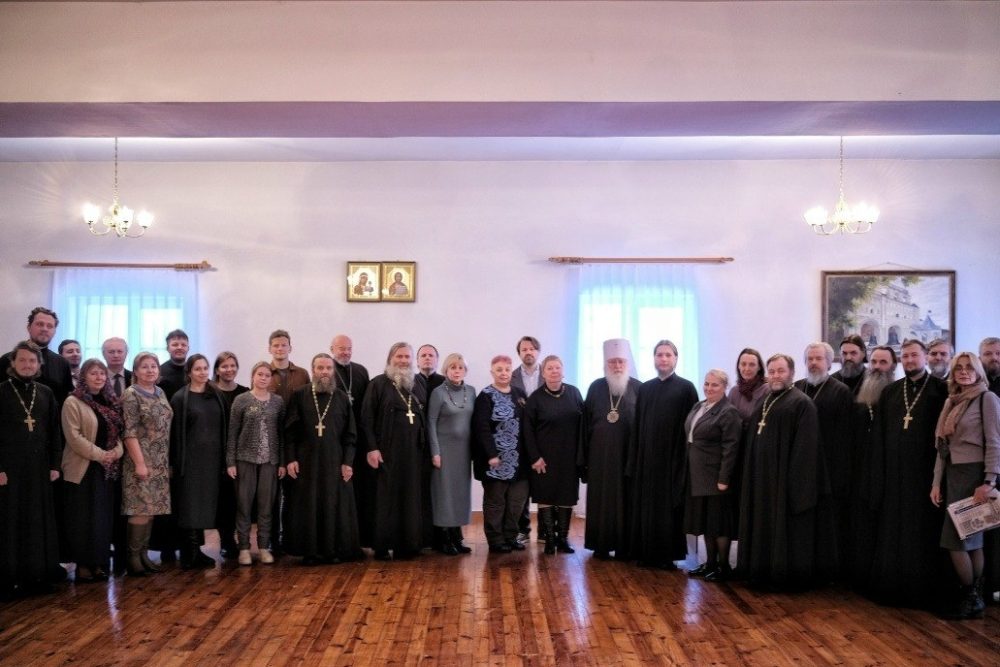 Ученые и духовенство обсудили роль монастырей Северо-Запада в становлении российской государственности