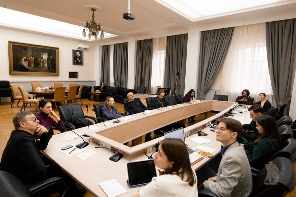 В Санкт-Петербурге обсудили историю и современность восточного христианства у тюркских народов