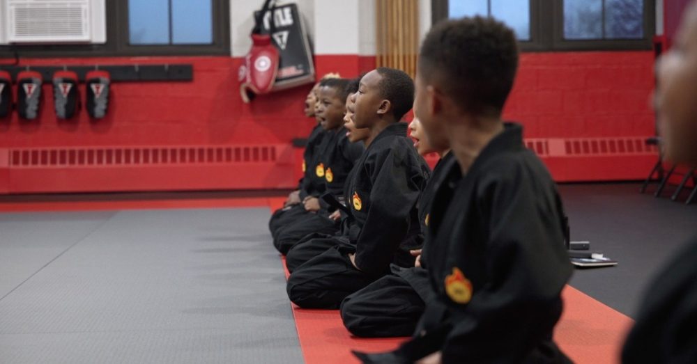 Искусство мужественности: как в Детройте учат мальчиков боевым искусствам и эмоциональной устойчивости