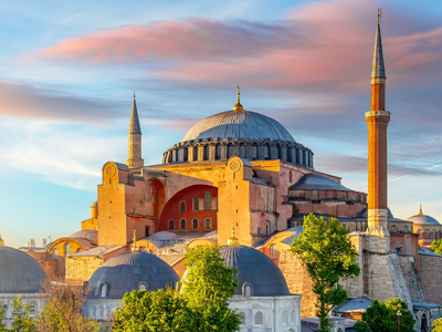 Турецкие христиане продолжают бороться с неравенством и чувством отчуждения