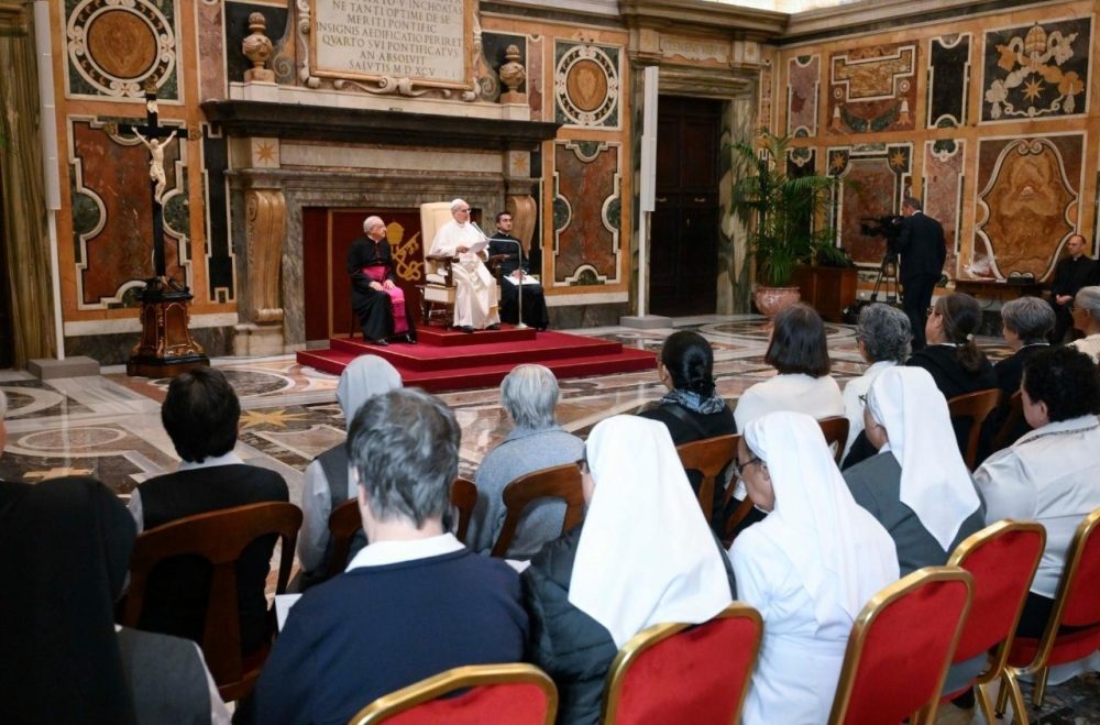 Папа Лев XIV: Слушать Бога - ключ к взаимопониманию между людьми