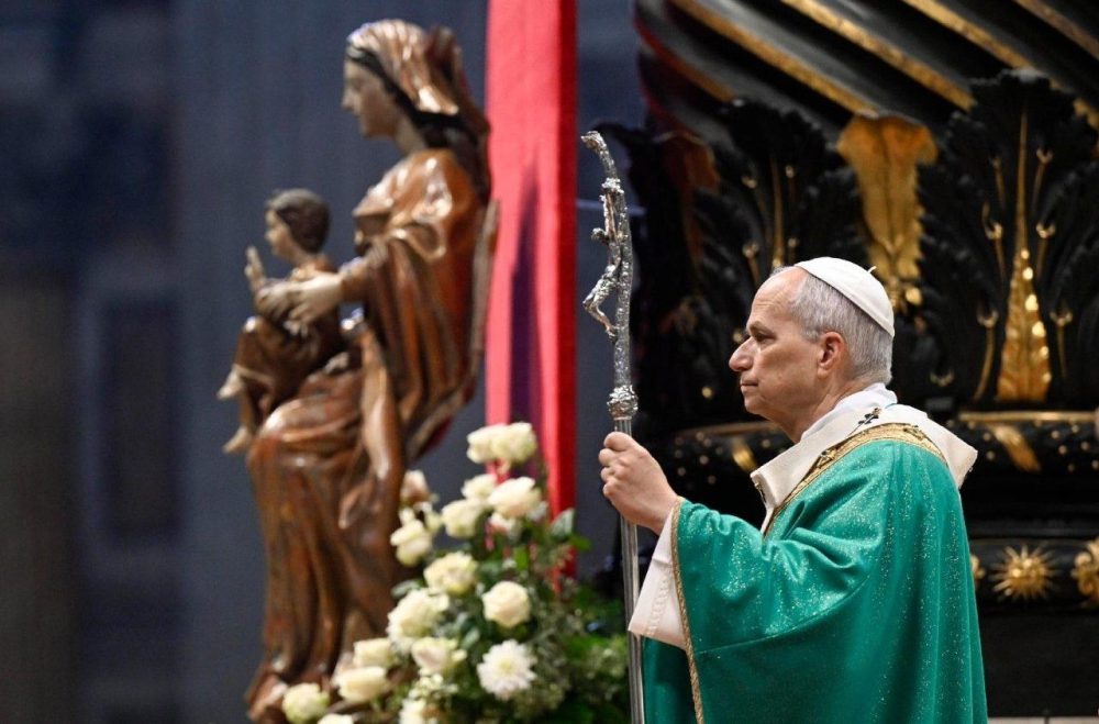 Папа Лев XIV: Бог не оставляет человека в испытаниях и призывает к культуре внимания