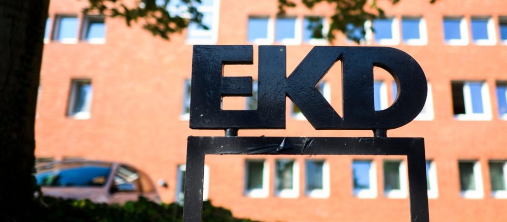 Евангелическая церковь Германии разрешила поднимать другие флаги у храмов