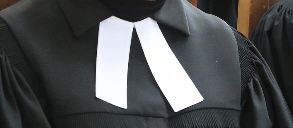 Пасторша «обвенчала» четверых мужчин — епископ дистанцируется от скандала