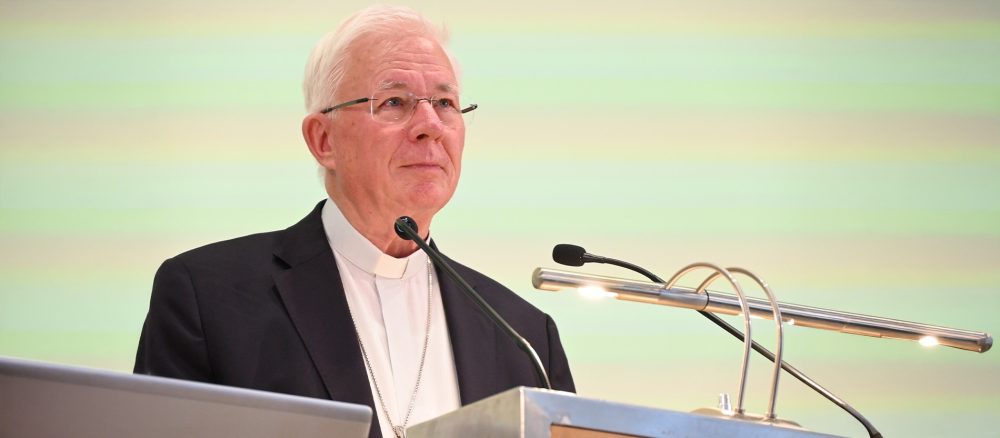 Зальцбургский архиепископ отказался вмешиваться в конфликт с монахинями из Гольденштайна