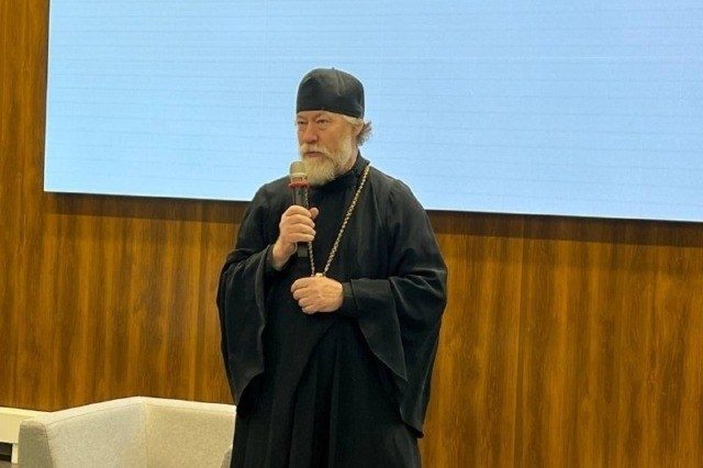 Протоиерей Михаил Потокин рассказал студентам-медиамейкерам о смысле жизни и церковной благотворительности