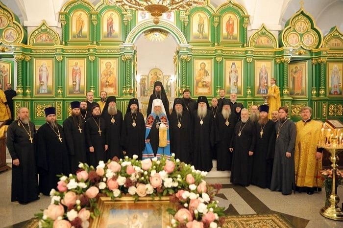 Митрополит Александр возглавил торжества по случаю 15-летия Карагандинской епархии