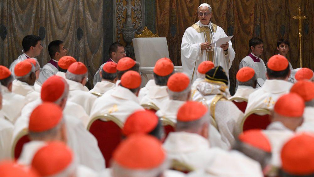 Своя церковь для каждого кардинала: как устроена древняя традиция в Ватикане