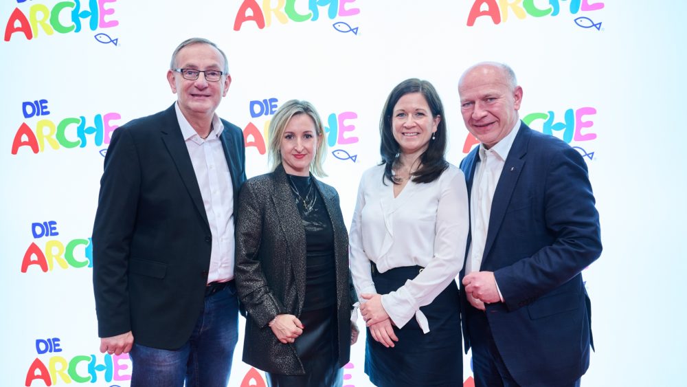 Успех «Архи» — это провал общества и политики