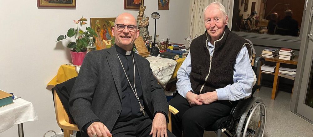 «Удивительно подвижен и умственно бодр»: епископ Юнг навестил кардинала Фридриха Веттера