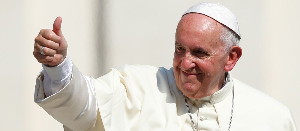 Камера Папы Франциска побила рекорды еще до начала аукциона