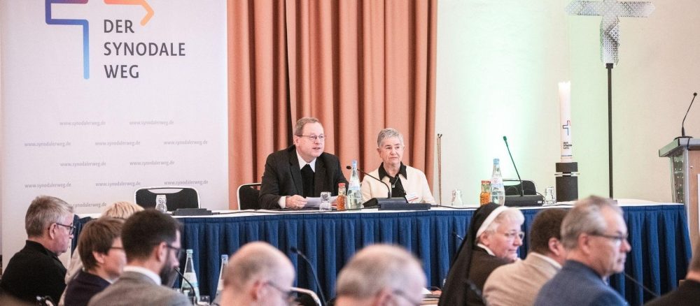 После жарких дебатов принят устав Синодальной конференции Католической церкви Германии