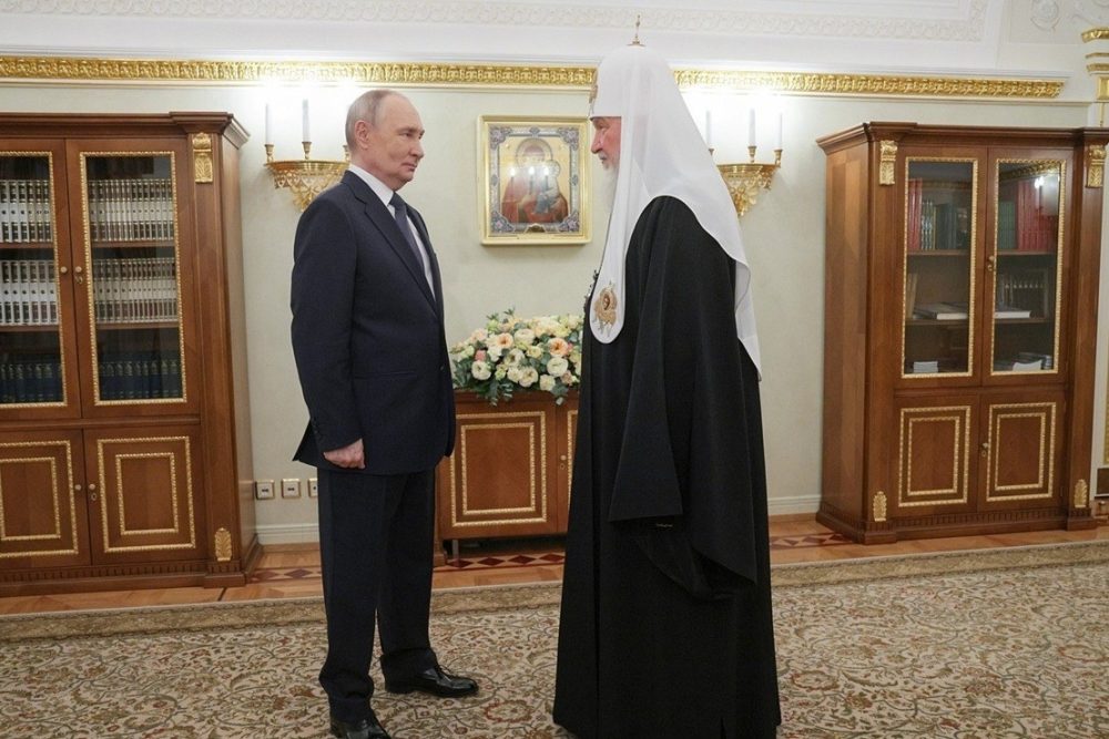 Встреча в Кремле: Путин поздравил Патриарха Кирилла с днем рождения