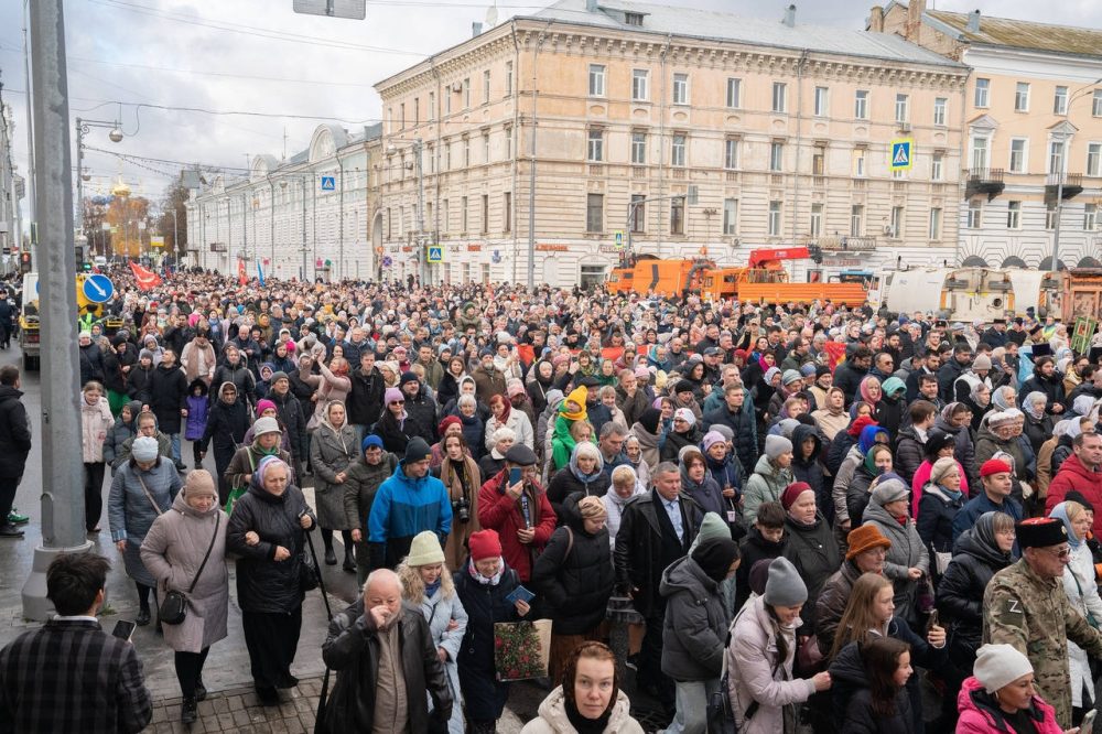 В Твери прошёл общегородской крестный ход с Казанской‑Волынской иконой в День народного единства