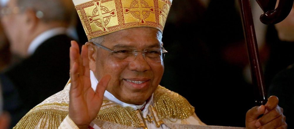 Архиепископ отстранен от должности за «бесхозяйственность»