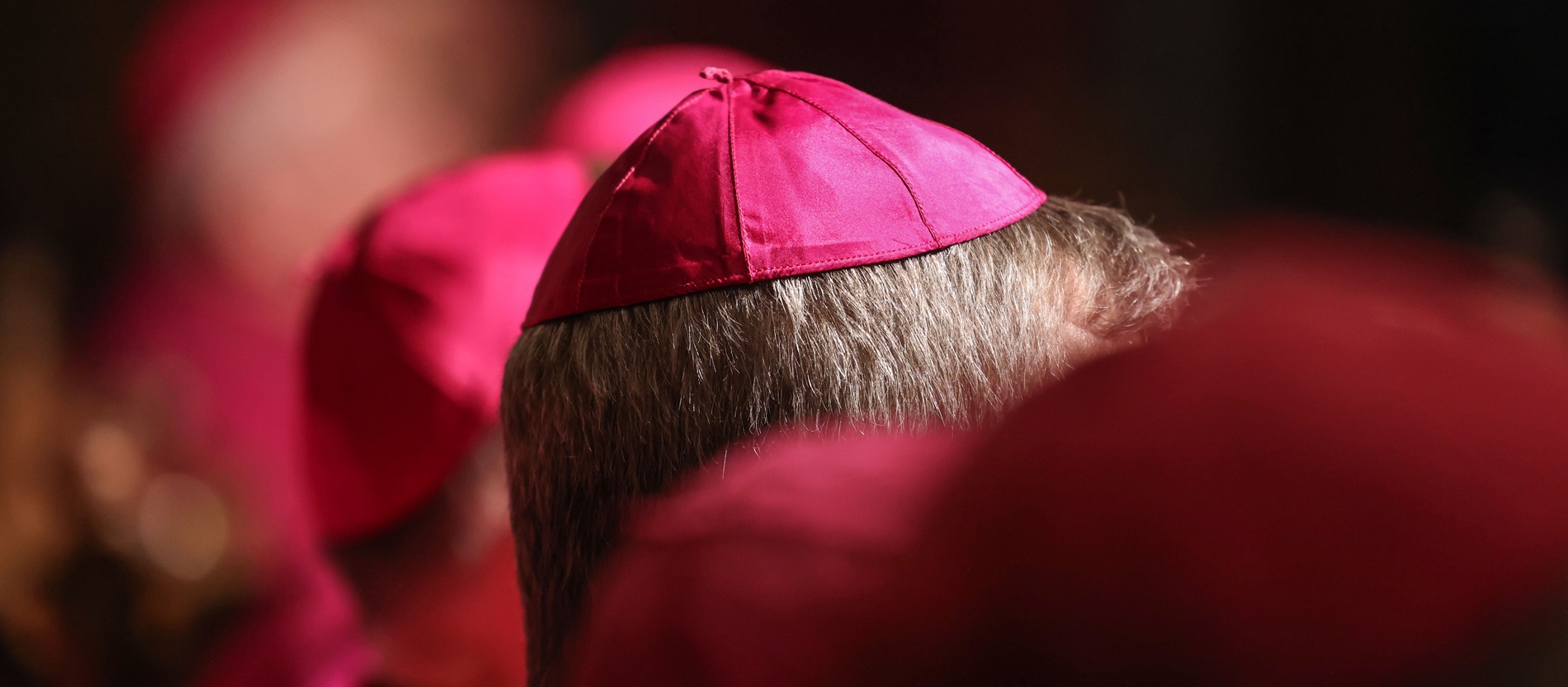 Ватикан призывает итальянских епископов активизировать расследование случаев сексуального насилия