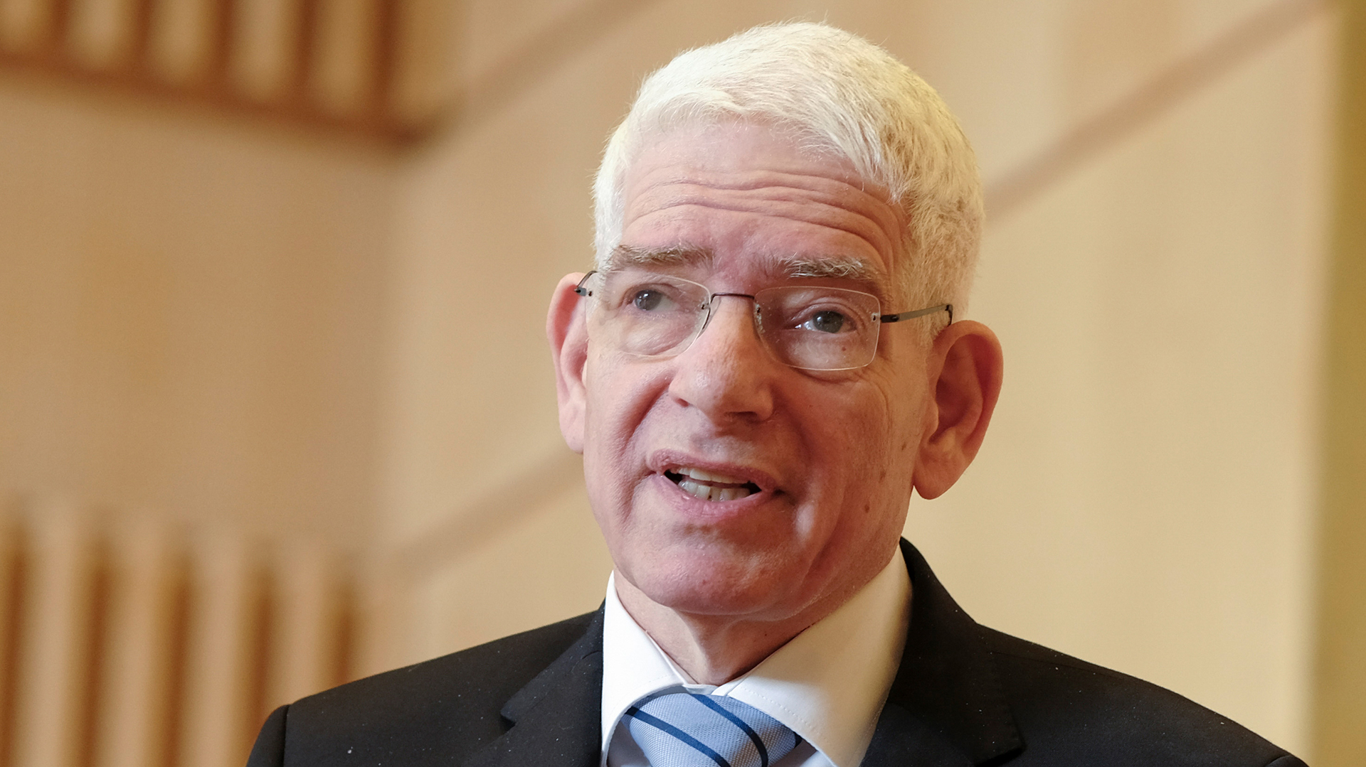 Йозеф Шустер: Германии нужно больше гражданского мужества