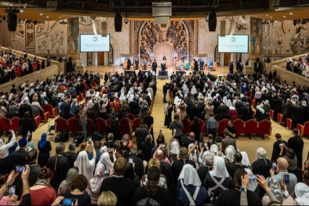 Патриарх Кирилл возглавил XII Церковный съезд по социальному служению с участием 1500 делегатов
