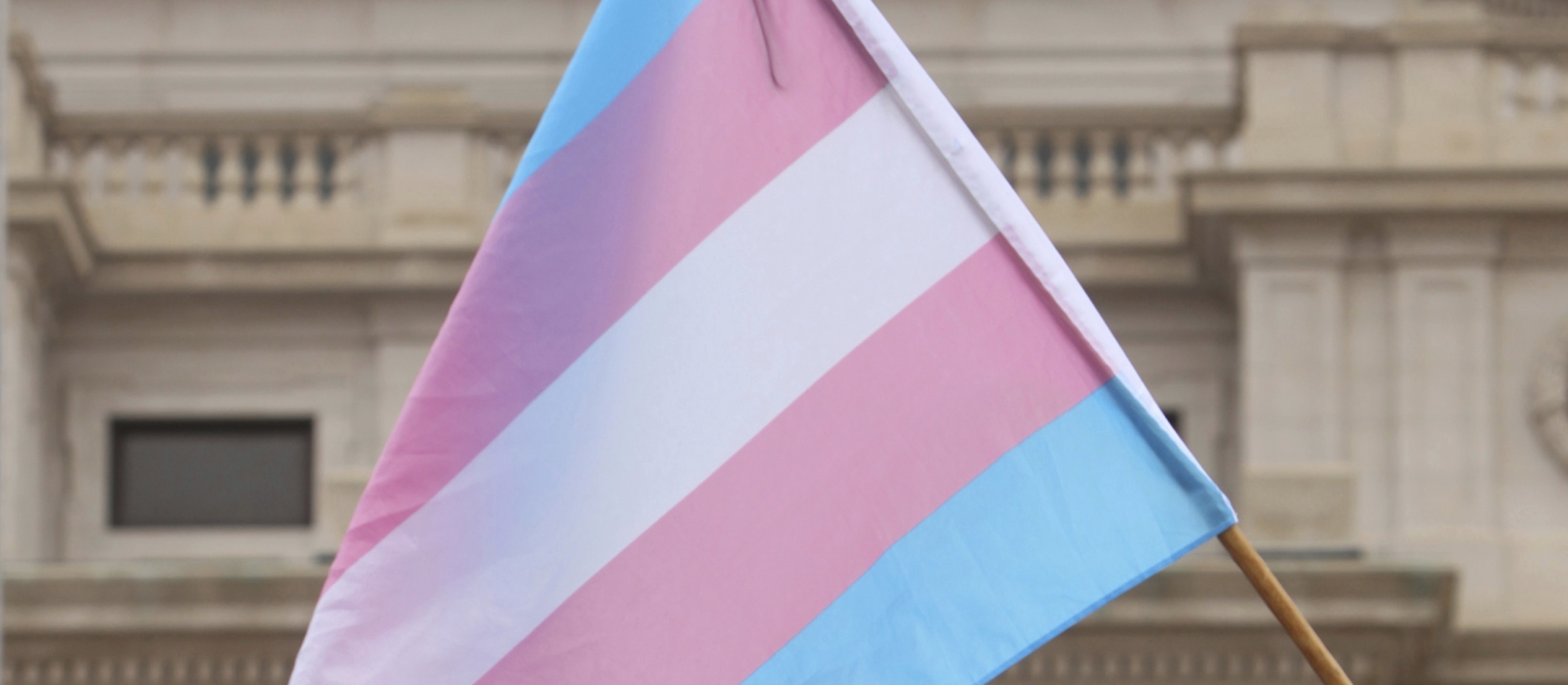 Епископы США ужесточили правила для католических клиник по работе с трансгендерными пациентами