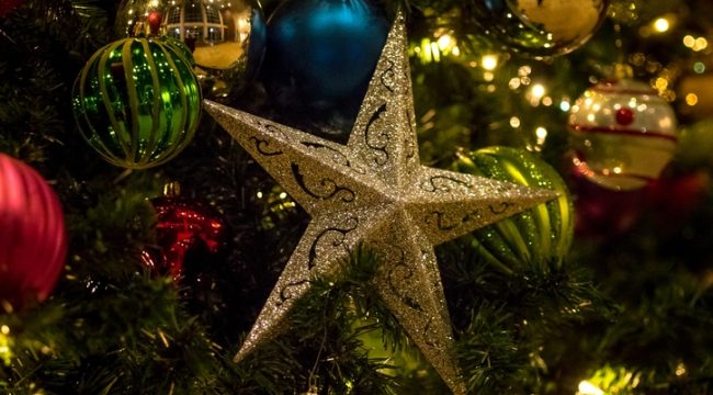 12 библейских стихов о радости для праздничного сезона и на каждый день