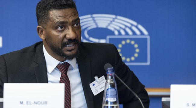 Правозащитника из Судана избили на митинге в Ньюкасле