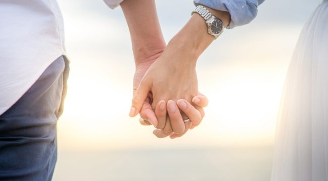 Новые данные: брак — самая безопасная форма отношений