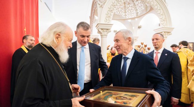 Патриарх Кирилл назвал духовную силу, основанную на православии, основой непобедимости России