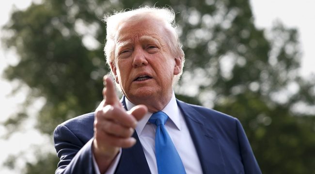 Трамп призывает избирателей отвергнуть кандидата от демократов, который, по его словам, «ненавидит христианство»