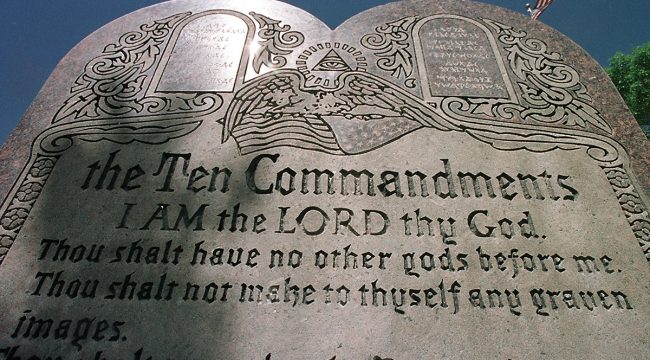 Актуальны ли десять заповедей для современных христиан? Богословский анализ