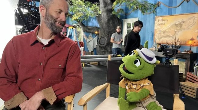 Кирк Кэмерон о втором сезоне «Игги и мистера Кирка», цифровом воспитании и вызовах ИИ