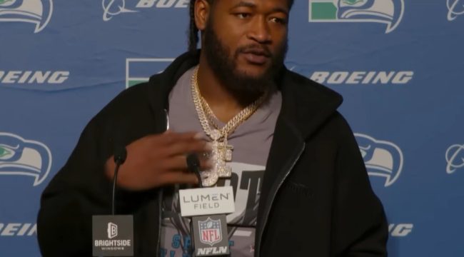 Игрок «Сихокс» рассказал, как возвращение к вере помогло ему и команде