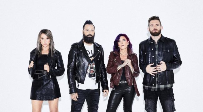 Джон Коупер из Skillet о христианстве, рок-музыке и критике новой рождественской песни