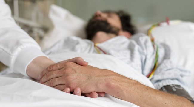 Губернатор-демократ Иллинойса подписал закон о помощи в самоубийстве для неизлечимо больных