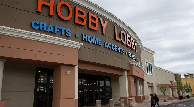 Hobby Lobby раздаёт 500 000 экземпляров книги «Доказательства Рождества»
