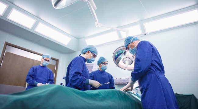 Палата представителей США запретила операции по смене пола и блокаторы полового созревания для несовершеннолетних