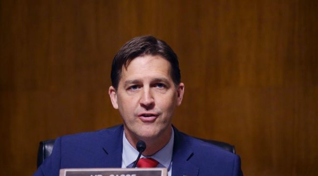 Бен Сасс объявил о неизлечимом раке и рассказал о своей вере во Христа как в «истинного Спасителя»