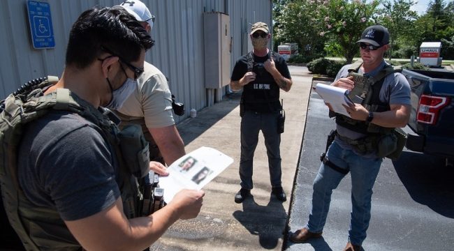 К Рождеству домой: в США спасли 43 пропавших ребенка, находившихся в смертельной опасности