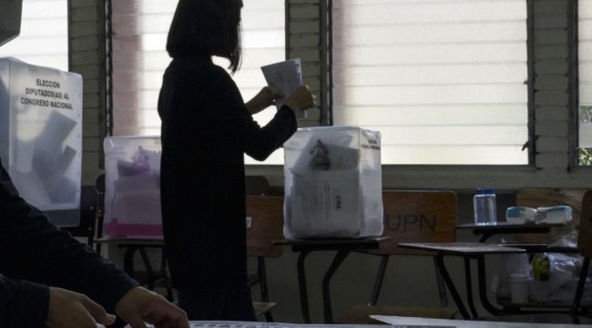 Евангелисты заявляют о решающей роли в выборах в Гондурасе на фоне беспрецедентной мобилизации верующих