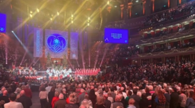 Тысячи гостей на старте общенациональной рождественской евангелизационной кампании в Royal Albert Hall