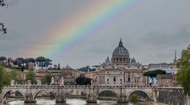 Папа Лев XIV и ЛГБТК-католики: диалог между церковной догмой и современной жизнью