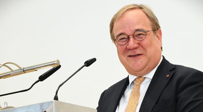 Армин Лашет удостоен премии Вильгельма Вебера за вклад в межрелигиозный диалог